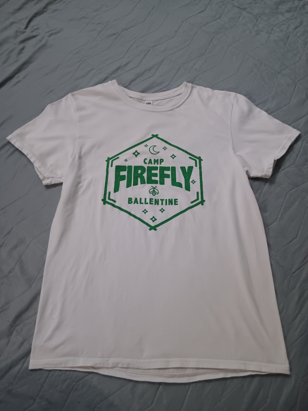 Fruit of the Loom White Tee with Green Camp Firefly Ballentine Graphic
